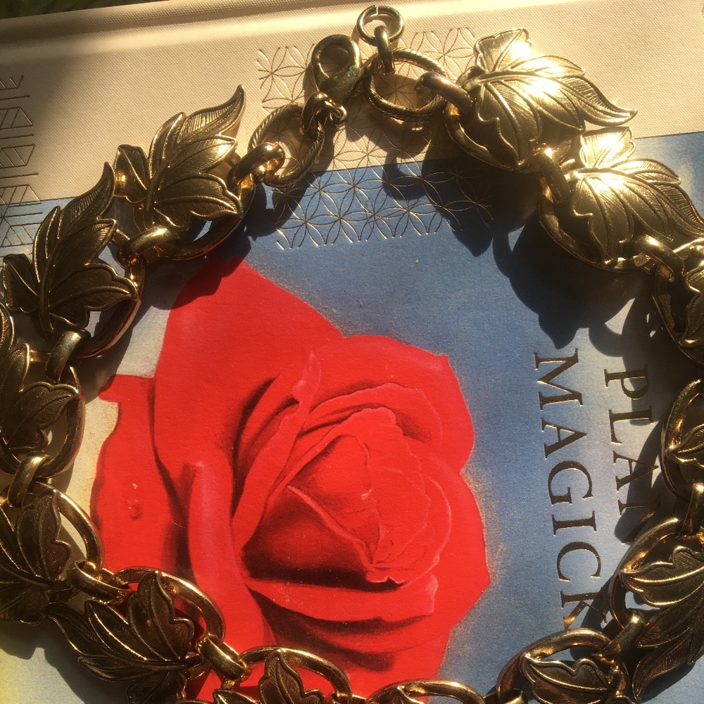 Goldtone leaf necklace costume jewelry purchased from Bloomingdales oak autumn
